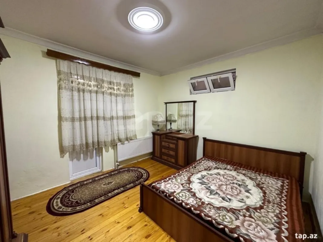 Kirayə verilir 3 otaqlı həyət evi 86 m²