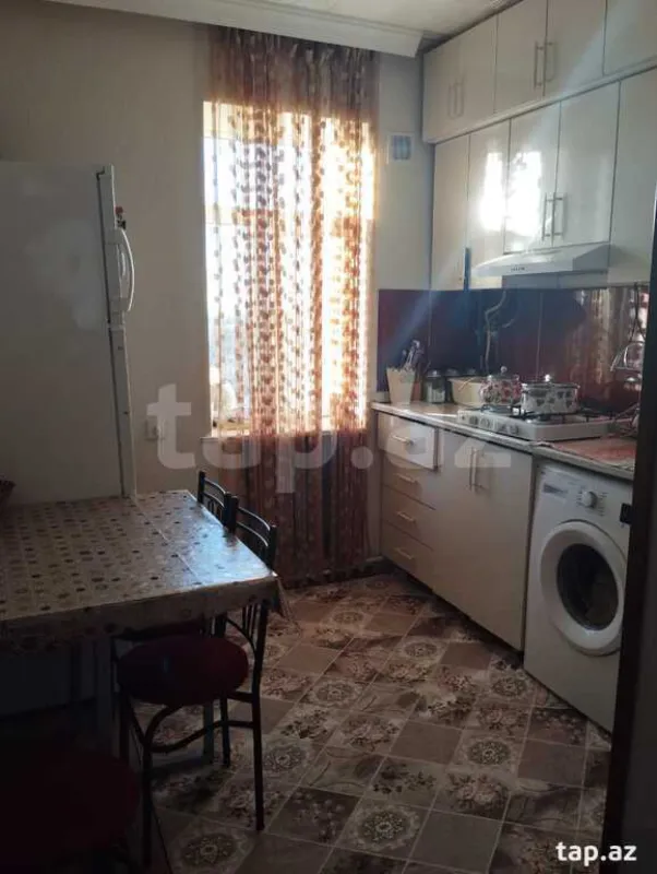 Kirayə verilir 3 otaqlı mənzil 80 m²