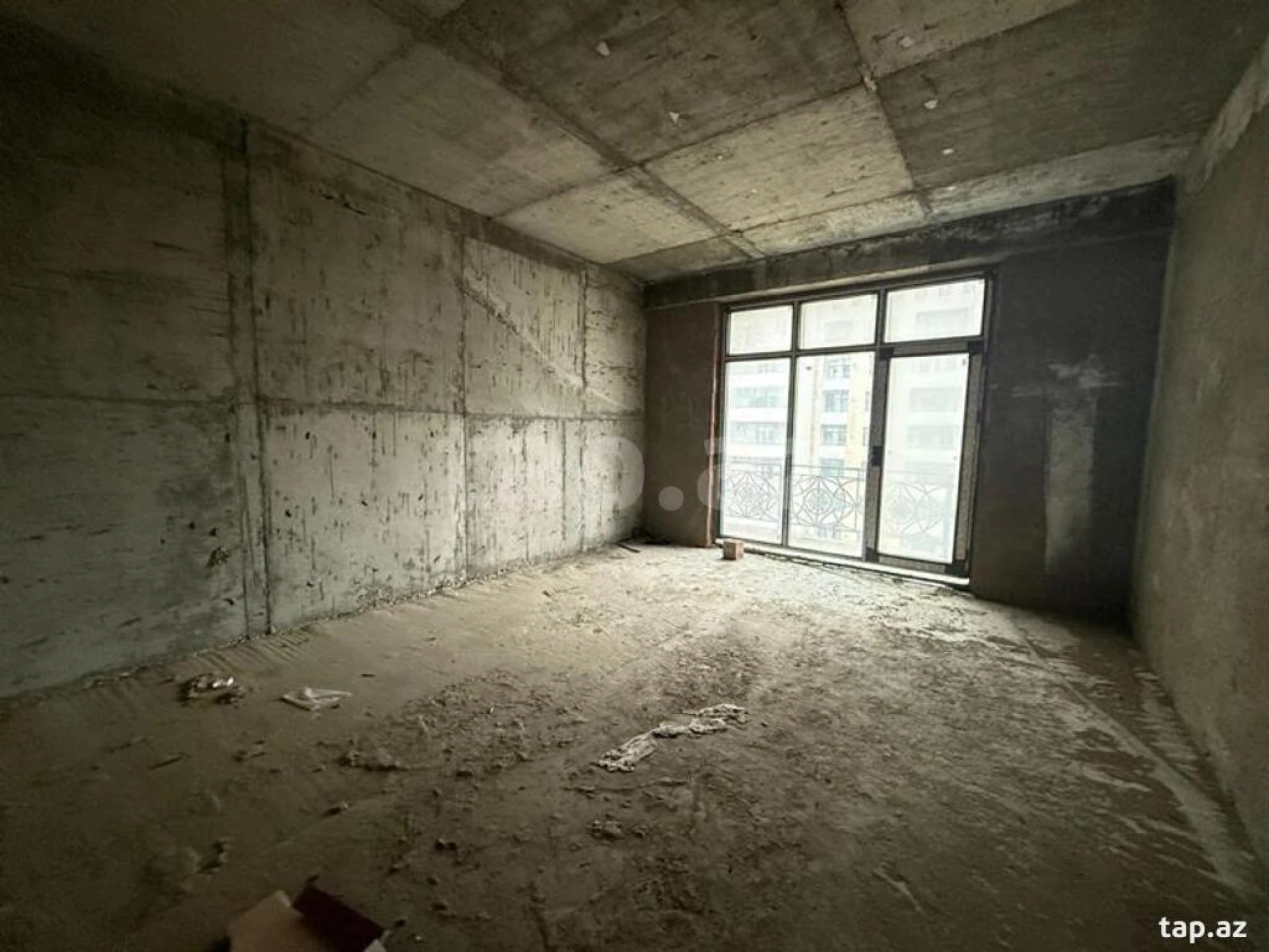 Satılır 3 otaqlı yeni tikili 163 m²