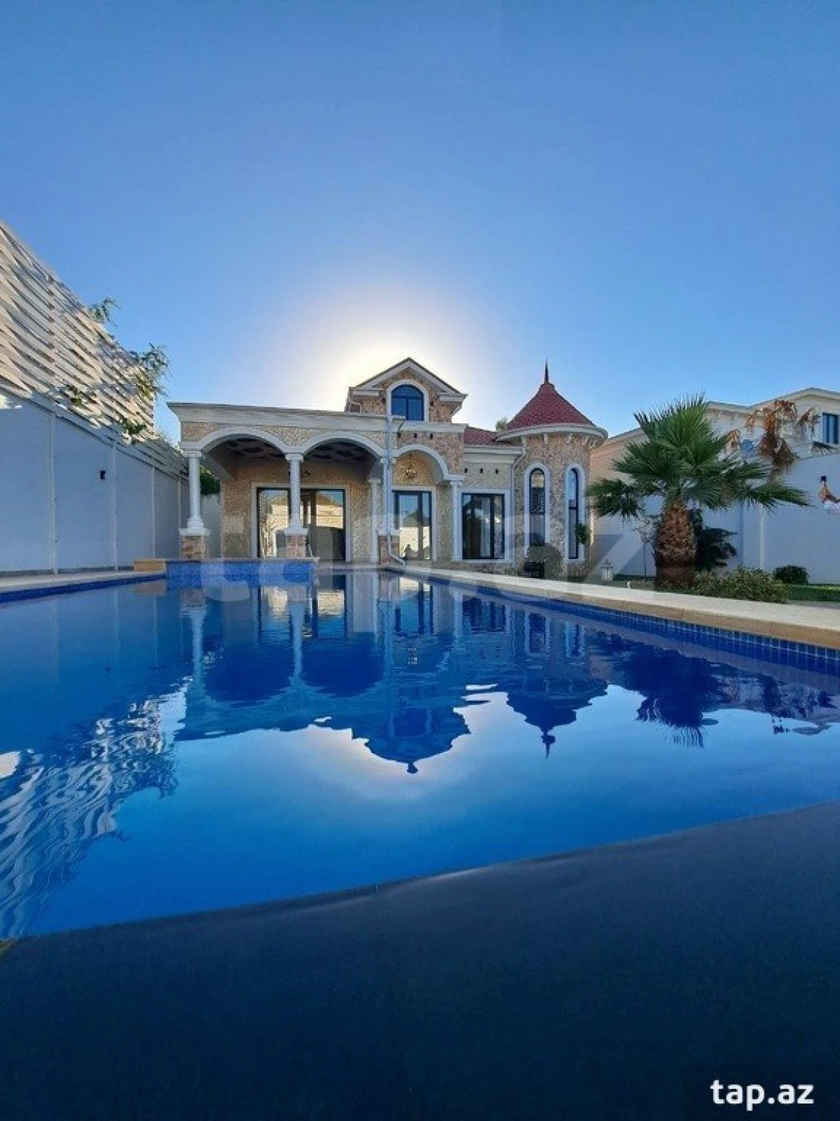 Satılır 4 otaqlı həyət evi