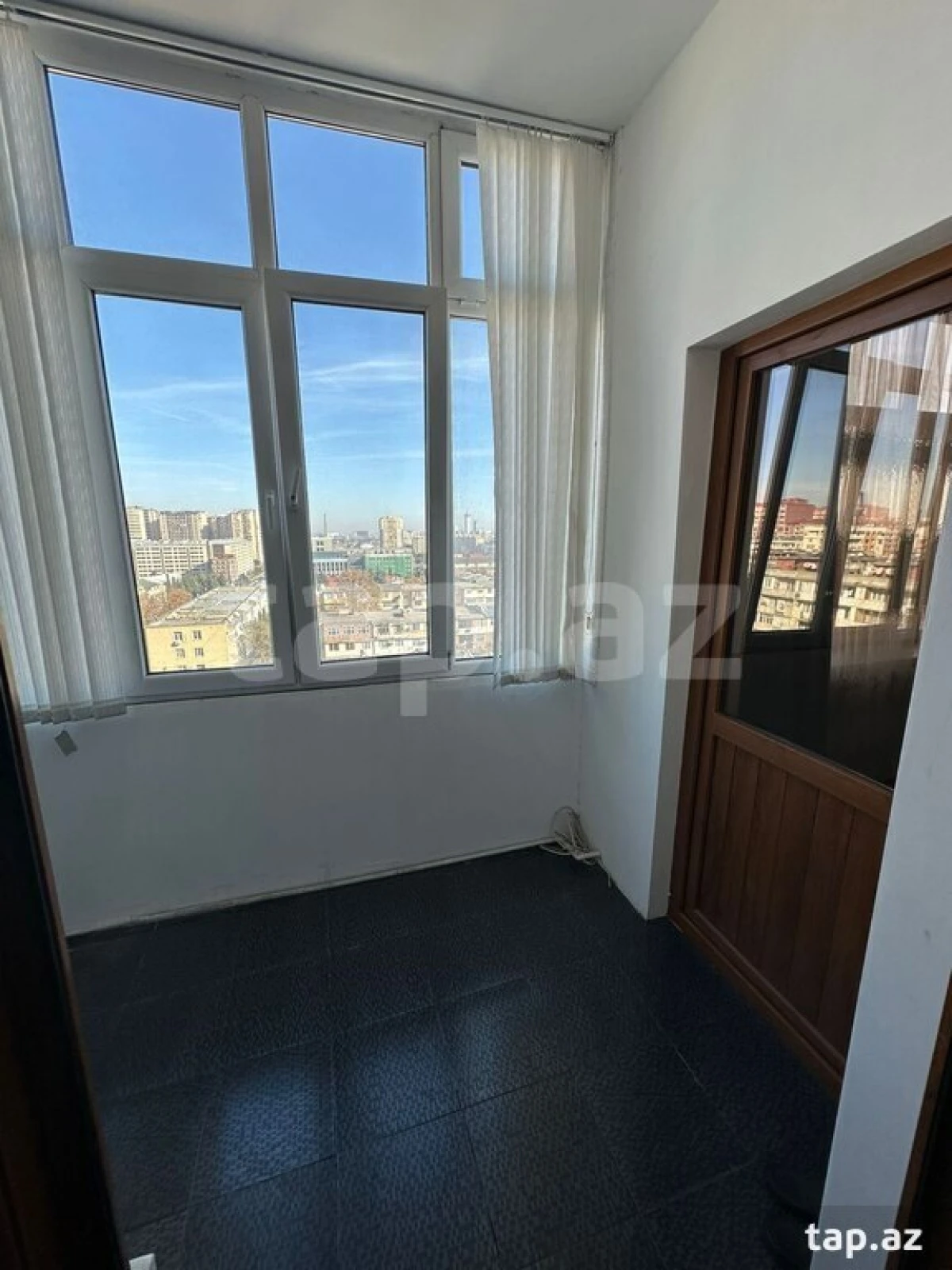 Satılır 2 otaqlı yeni tikili 60 m²