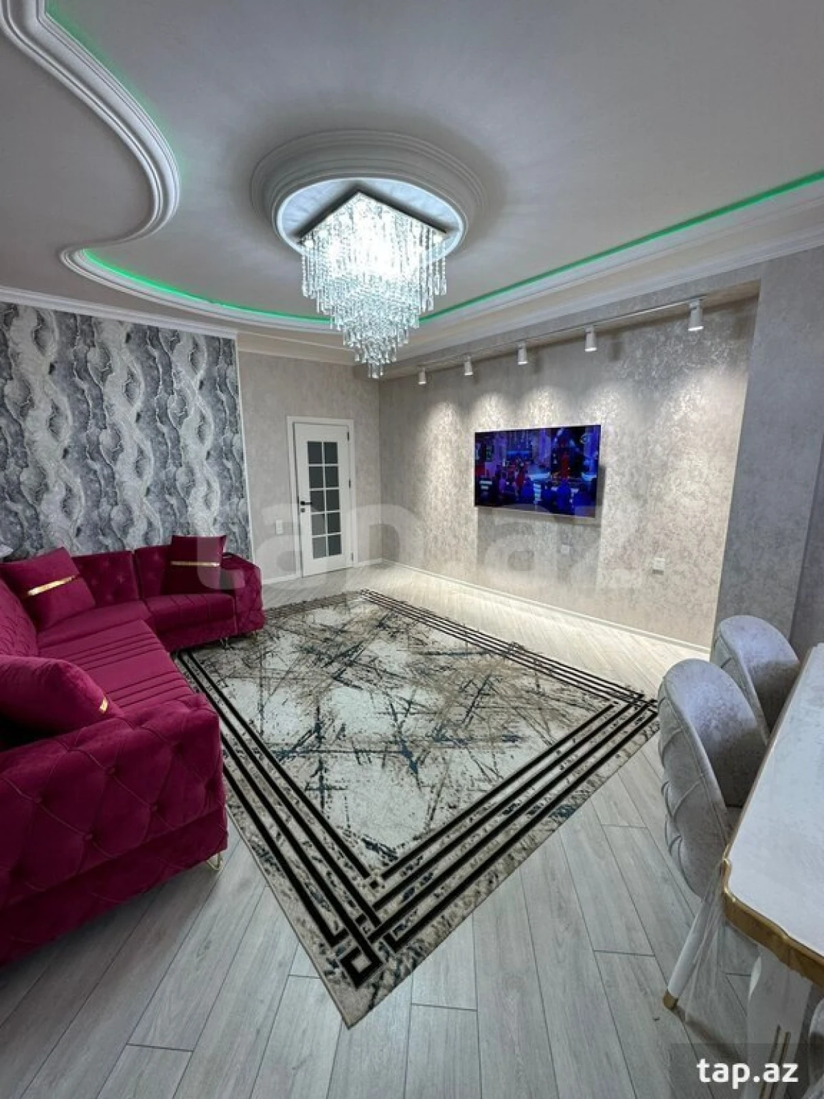 Satılır 2 otaqlı yeni tikili 60 m²