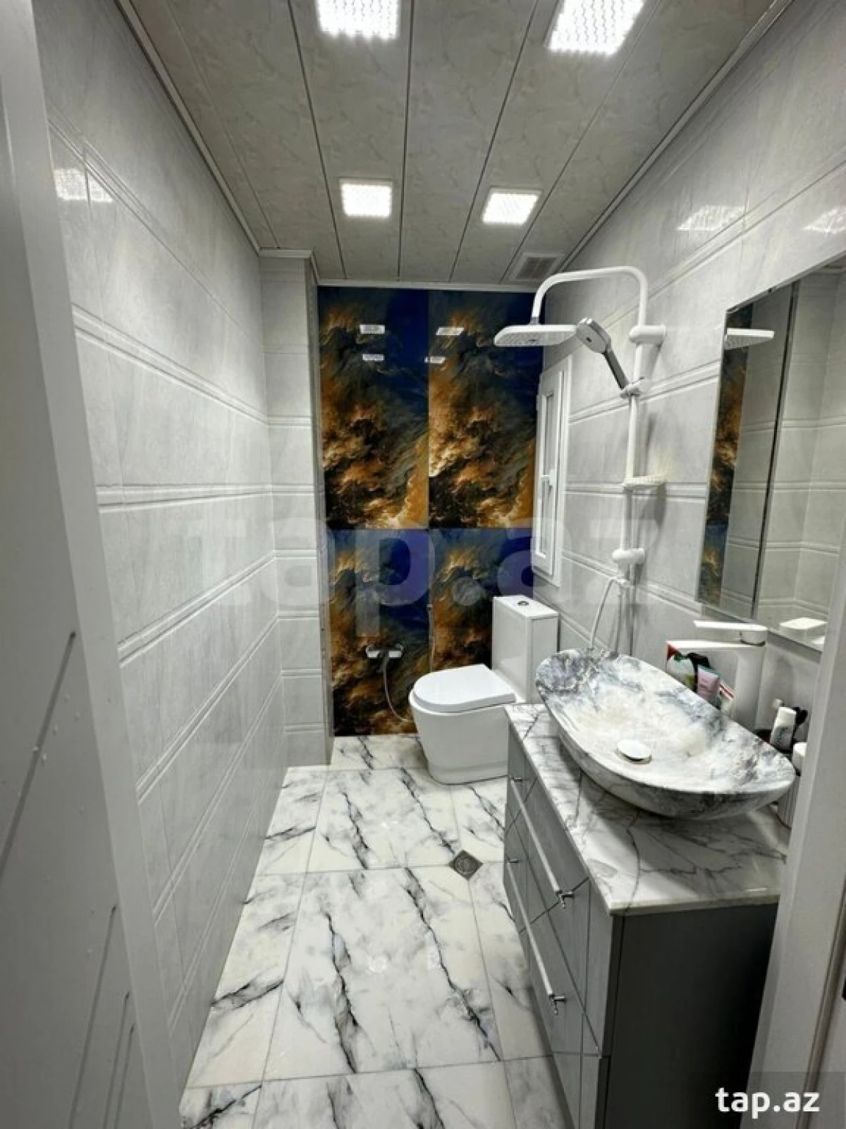 Satılır 2 otaqlı yeni tikili 60 m²