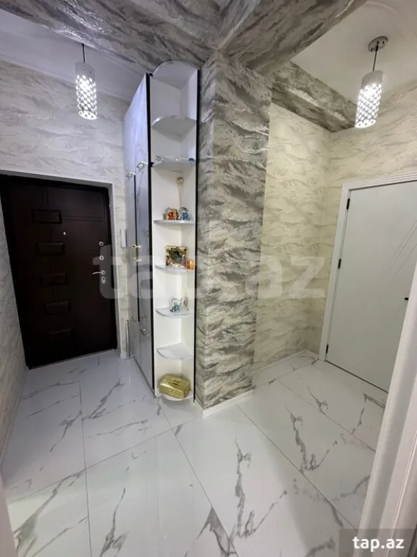 Satılır 2 otaqlı yeni tikili 60 m²