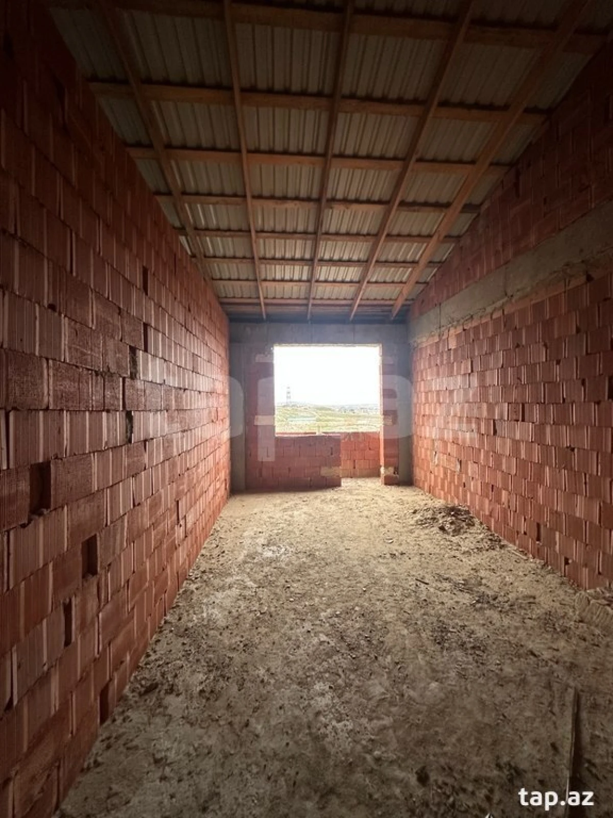 Satılır 2 otaqlı yeni tikili 83 m²