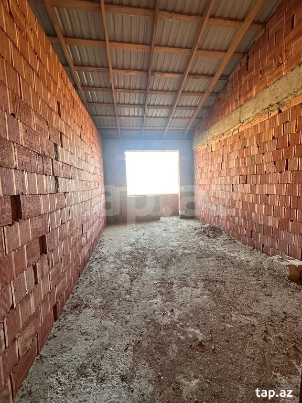 Satılır 2 otaqlı yeni tikili 83 m²