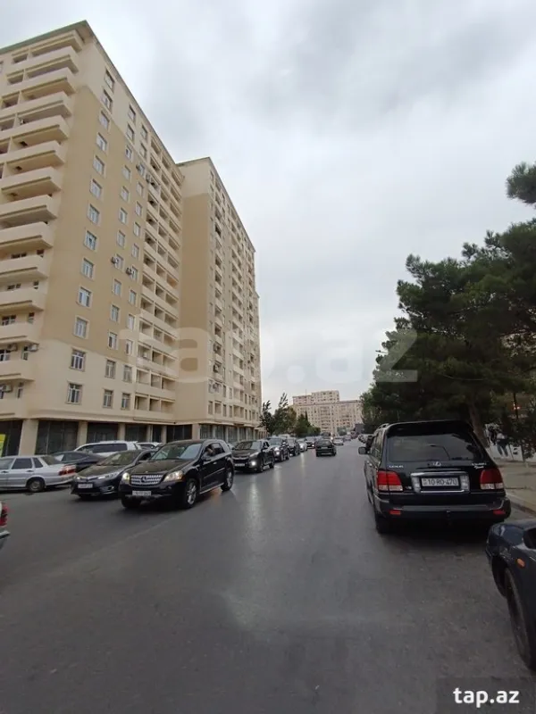 Satılır 3 otaqlı yeni tikili 85 m²
