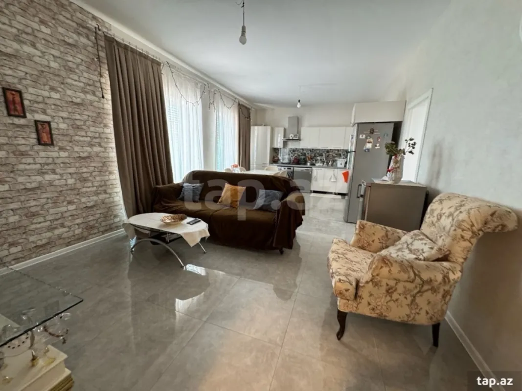 Satılır 2 otaqlı həyət evi