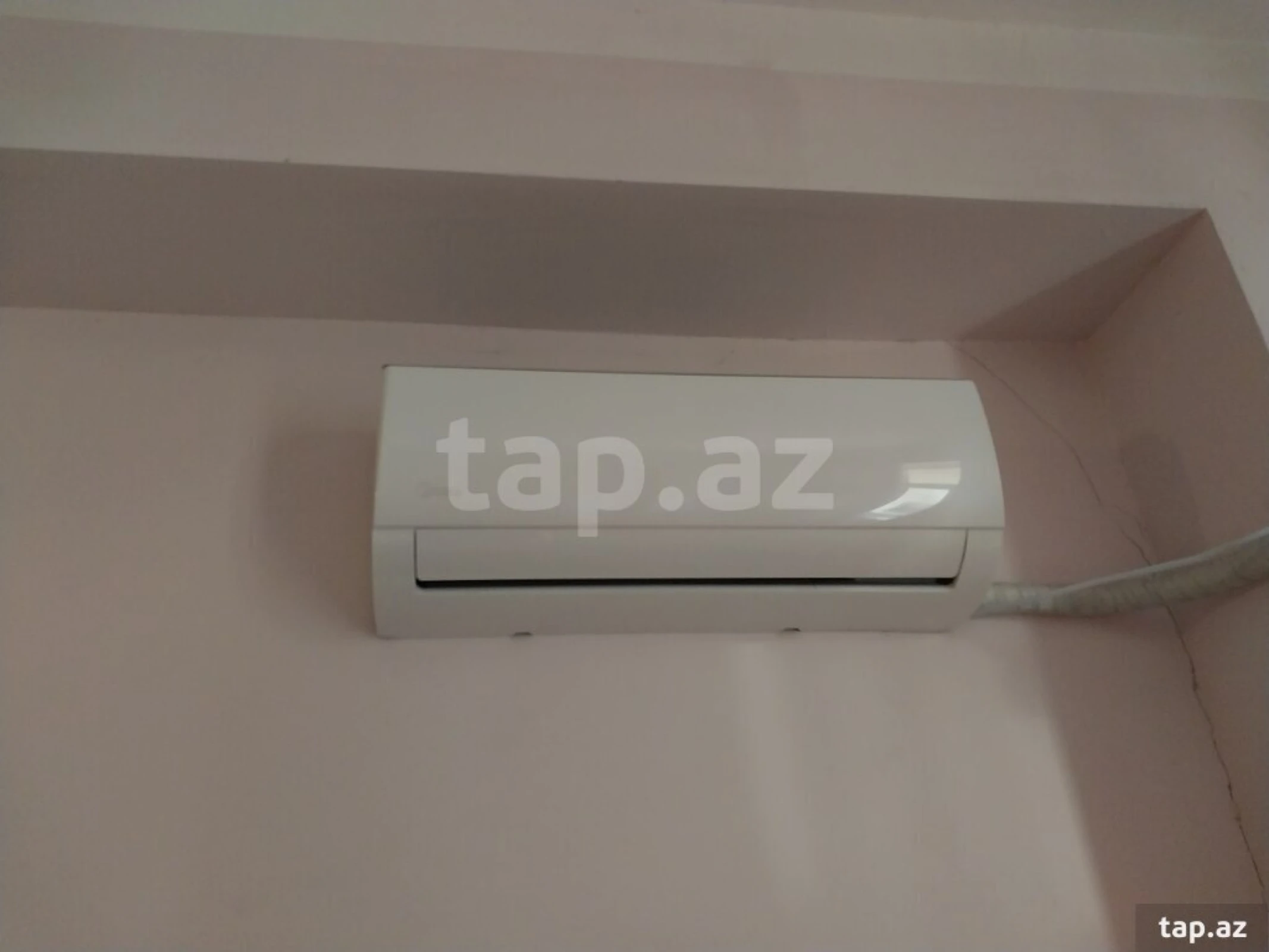 Kirayə verilir 2 otaqlı yeni tikili 90 m²