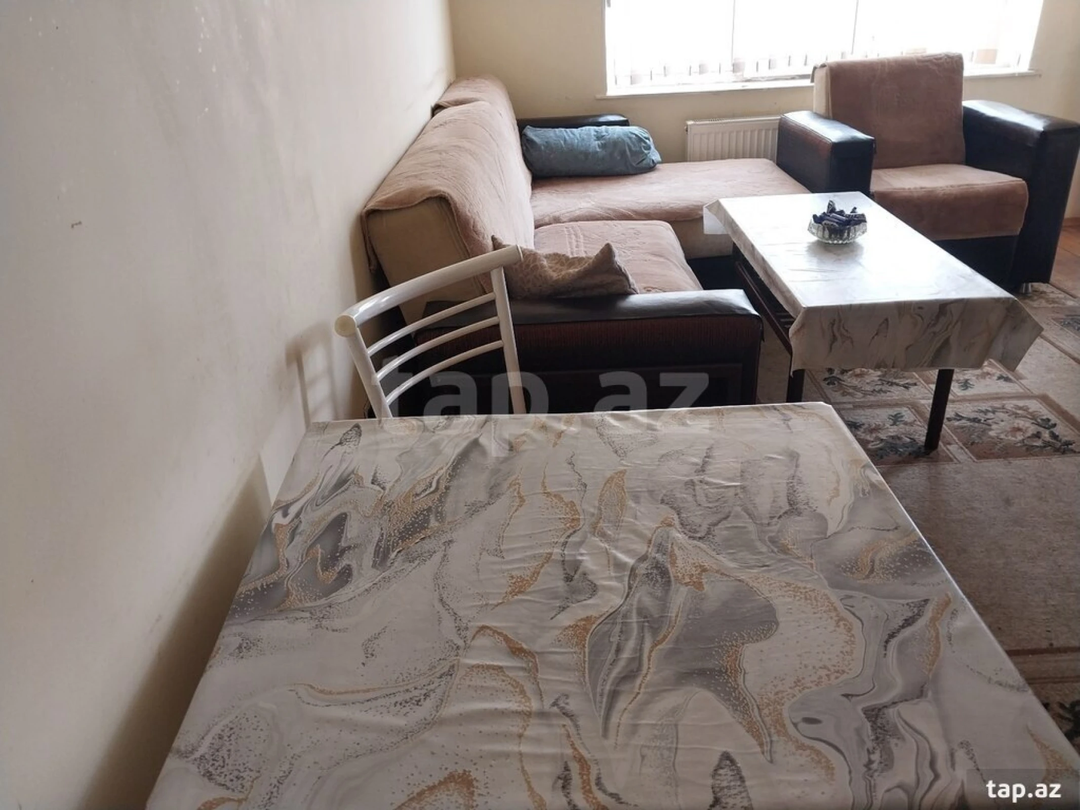 Kirayə verilir 2 otaqlı yeni tikili 90 m²