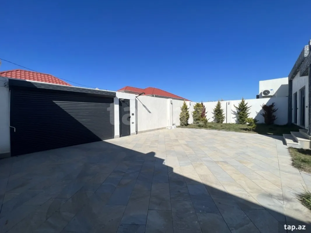Satılır 4 otaqlı həyət evi