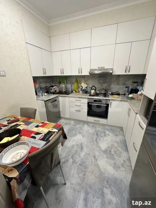 Satılır 4 otaqlı yeni tikili 96 m²