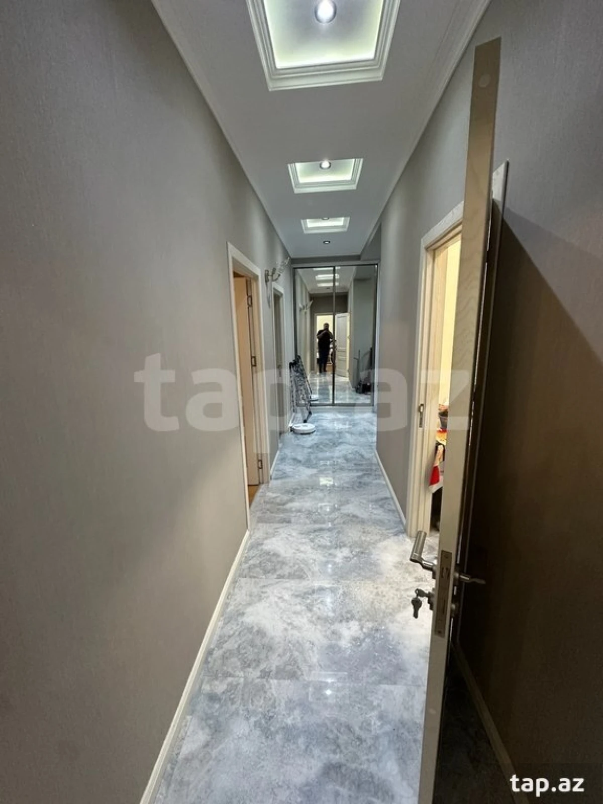 Satılır 4 otaqlı yeni tikili 96 m²