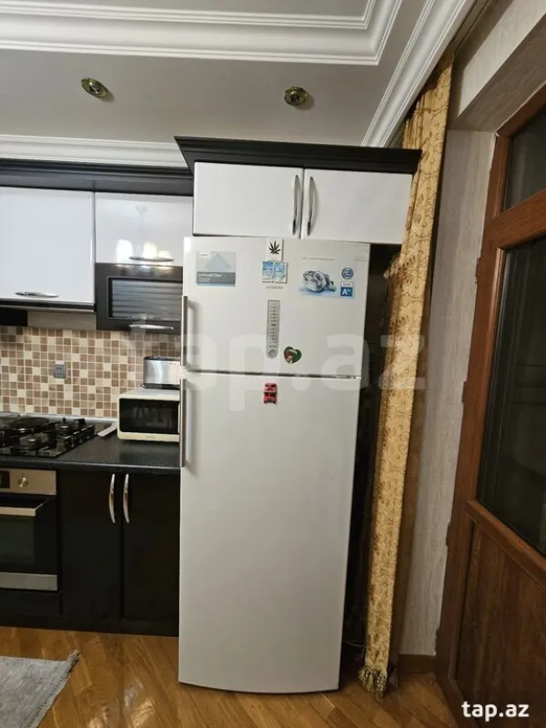 Satılır 4 otaqlı yeni tikili 156 m²