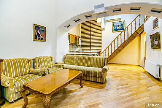 Kirayə verilir 3 otaqlı yeni tikili 110 m² — Bakı, Sahil qəs. 3 otaq 110.00 m²