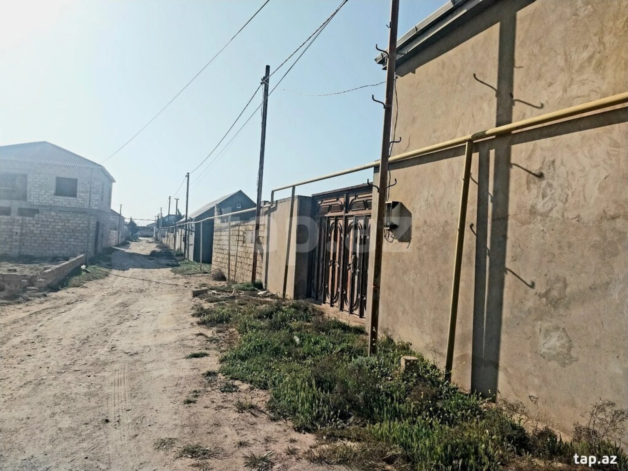 Satılır 3 otaqlı həyət evi