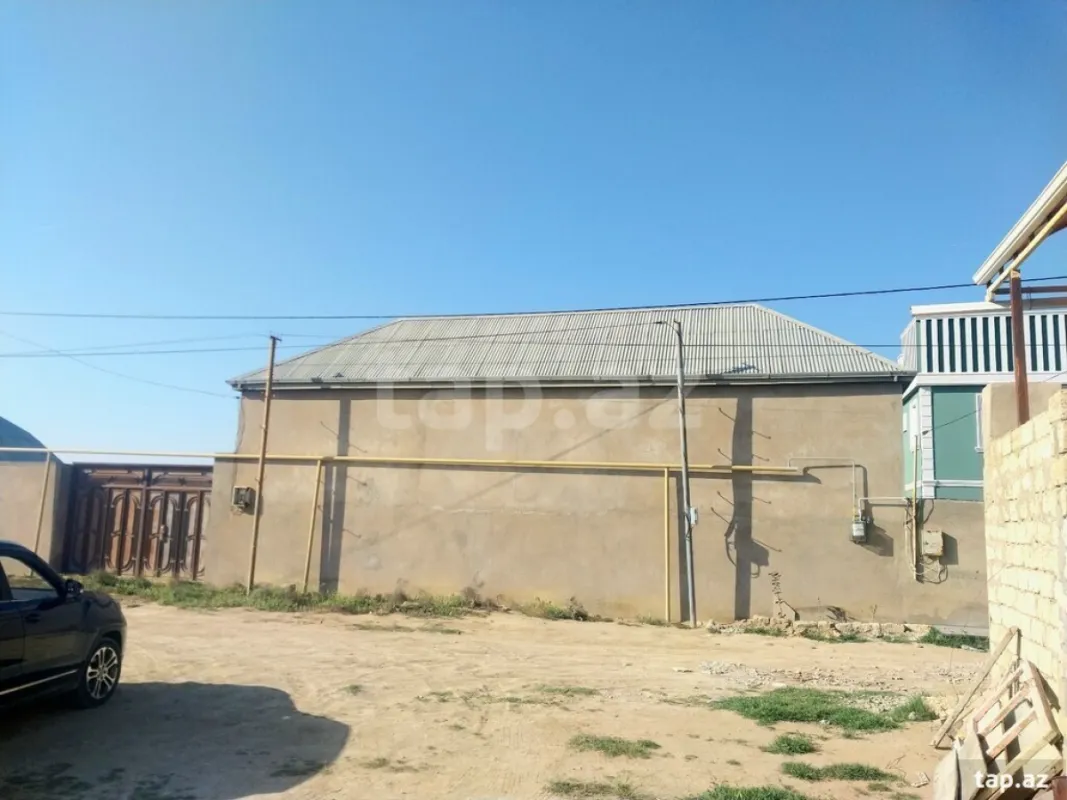 Satılır 3 otaqlı həyət evi