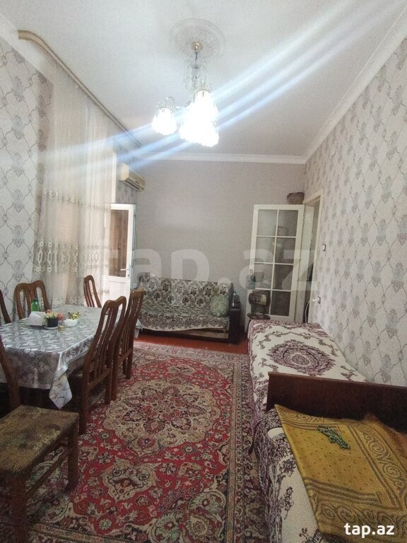 Satılır 2 otaqlı mənzil 49 m²