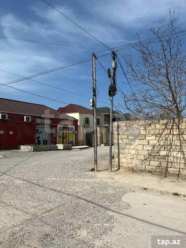 Satılır 5 otaqlı həyət evi