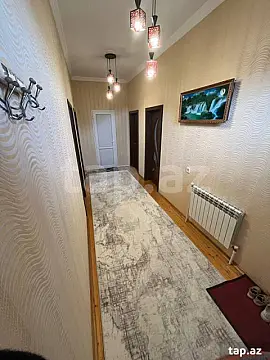 Satılır 5 otaqlı həyət evi