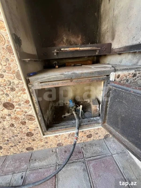 Satılır 5 otaqlı həyət evi