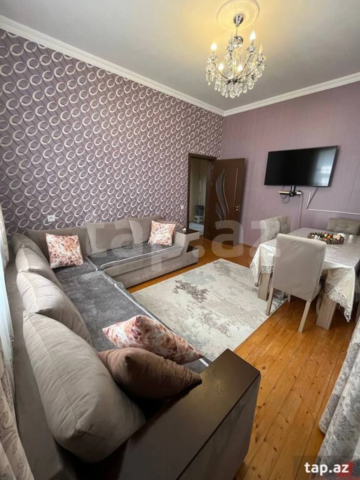 Satılır 5 otaqlı həyət evi