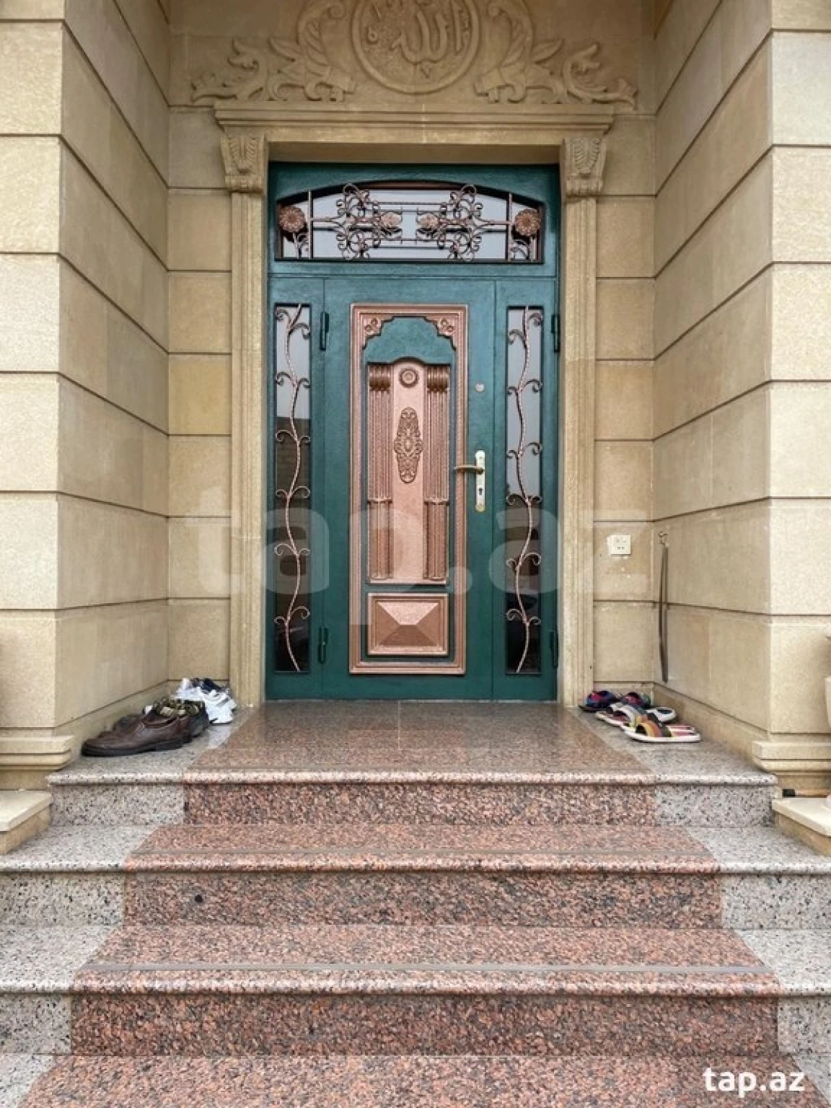 Kirayə verilir 6 otaqlı həyət evi