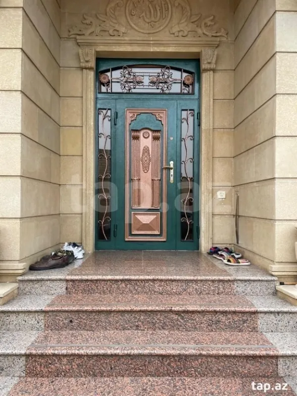 Kirayə verilir 6 otaqlı həyət evi