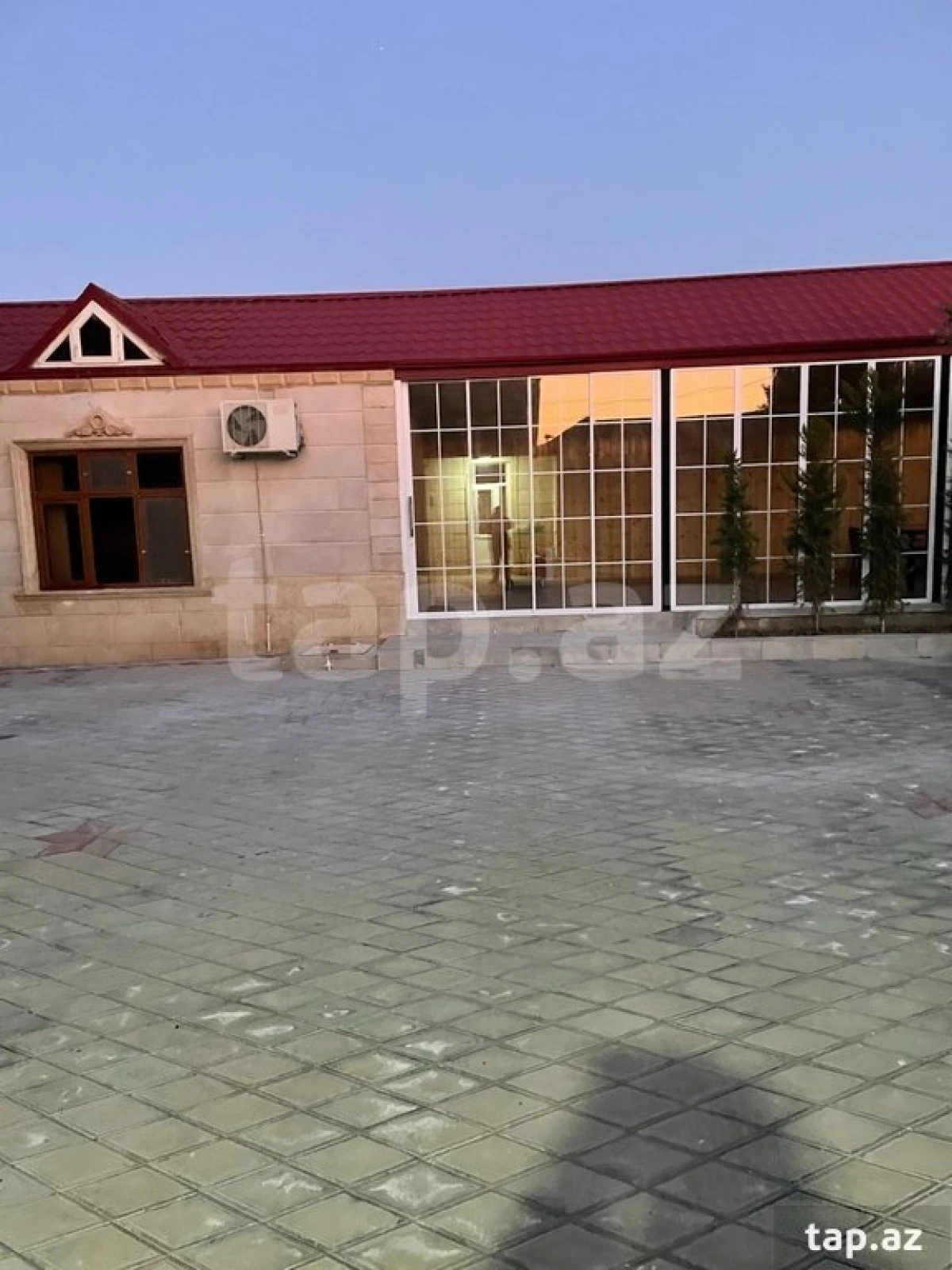 Kirayə verilir 6 otaqlı həyət evi