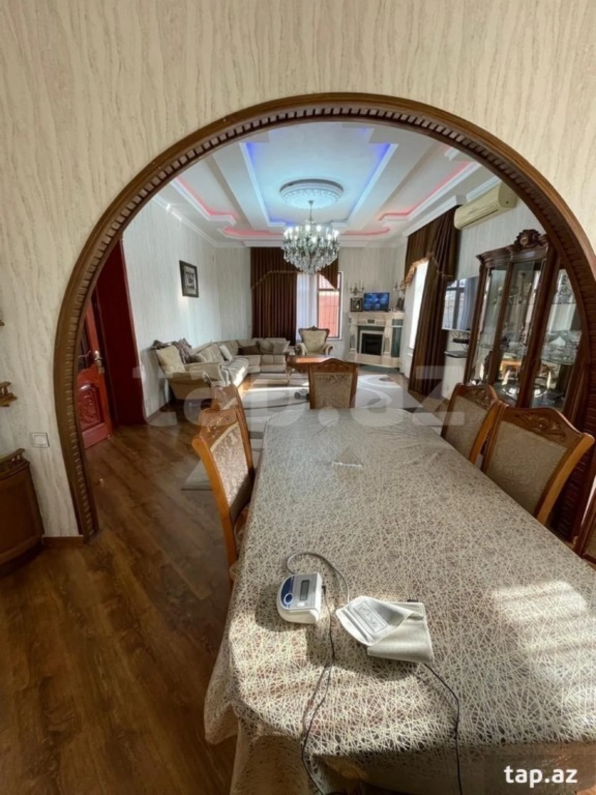 Kirayə verilir 6 otaqlı həyət evi