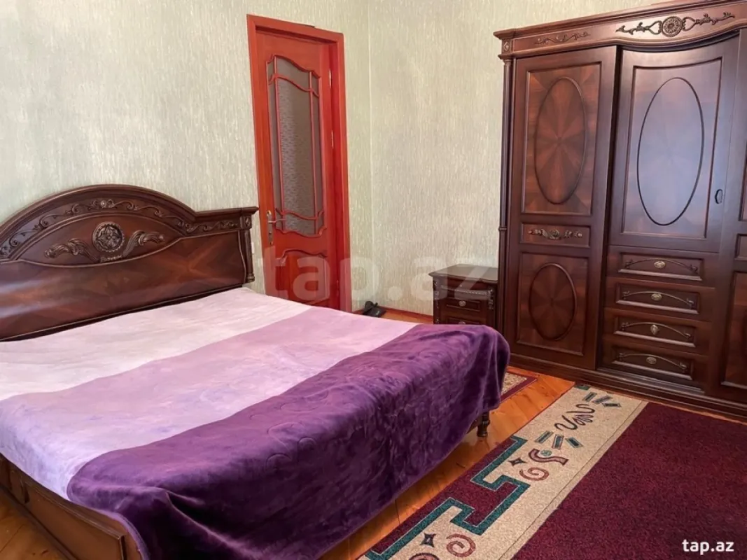 Kirayə verilir 6 otaqlı həyət evi