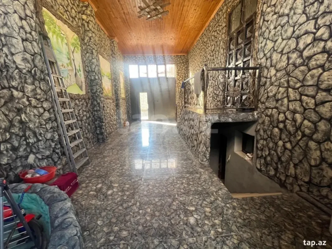 Satılır 3 otaqlı həyət evi 100 m²