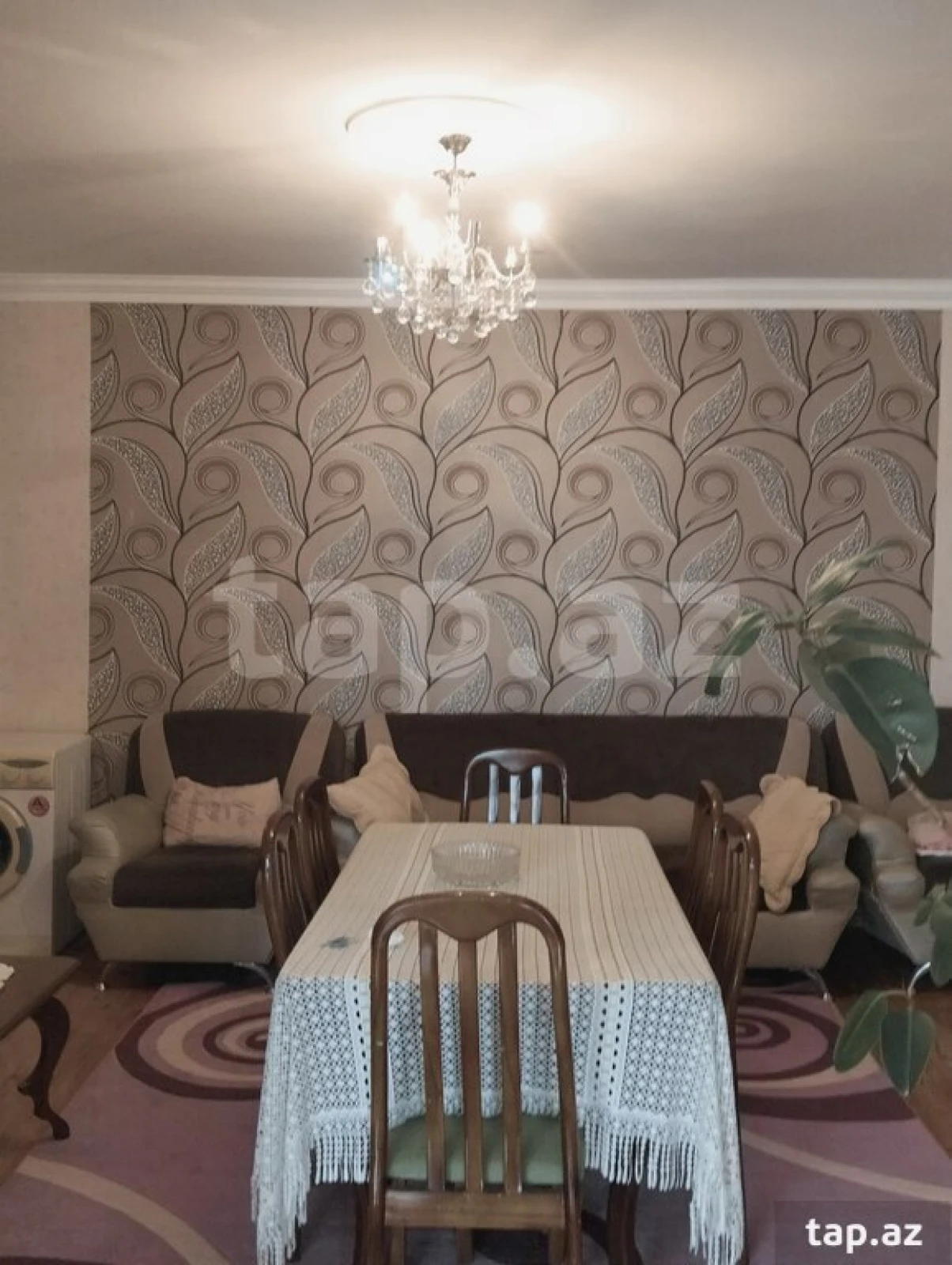 Satılır 5 otaqlı həyət evi