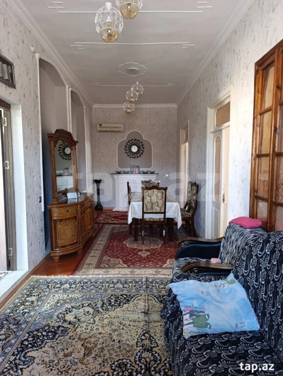 Satılır 5 otaqlı həyət evi