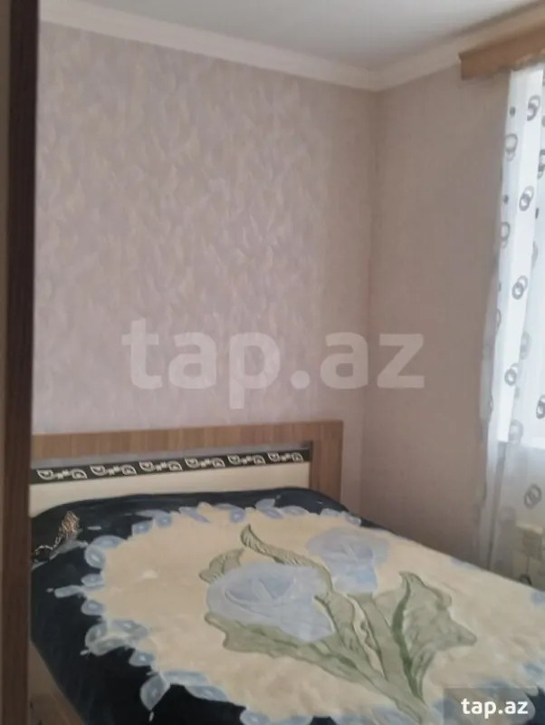 Satılır 5 otaqlı həyət evi