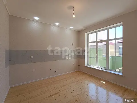 Satılır 4 otaqlı həyət evi