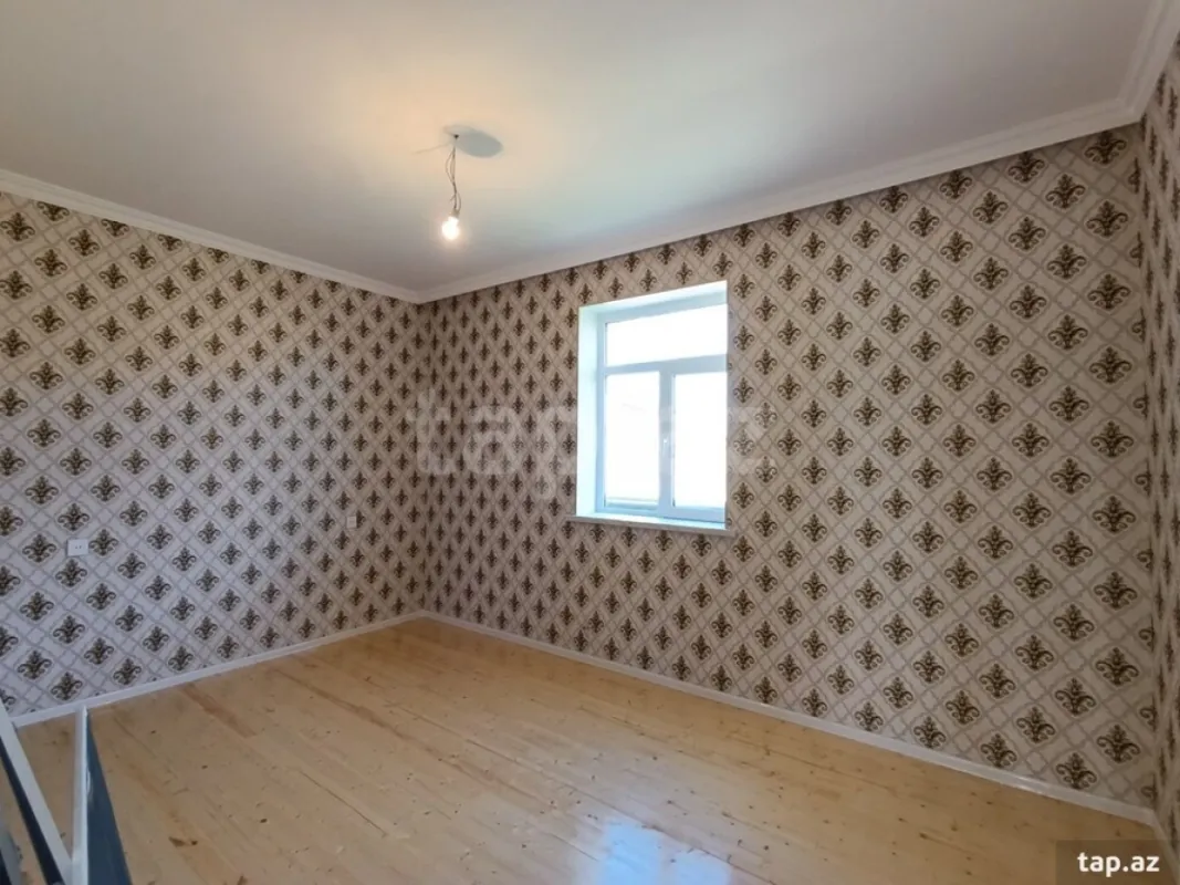 Satılır 4 otaqlı həyət evi