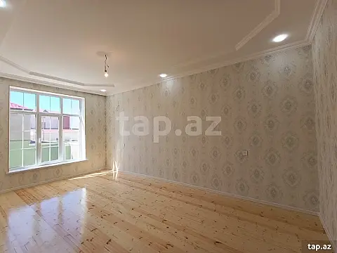 Satılır 4 otaqlı həyət evi