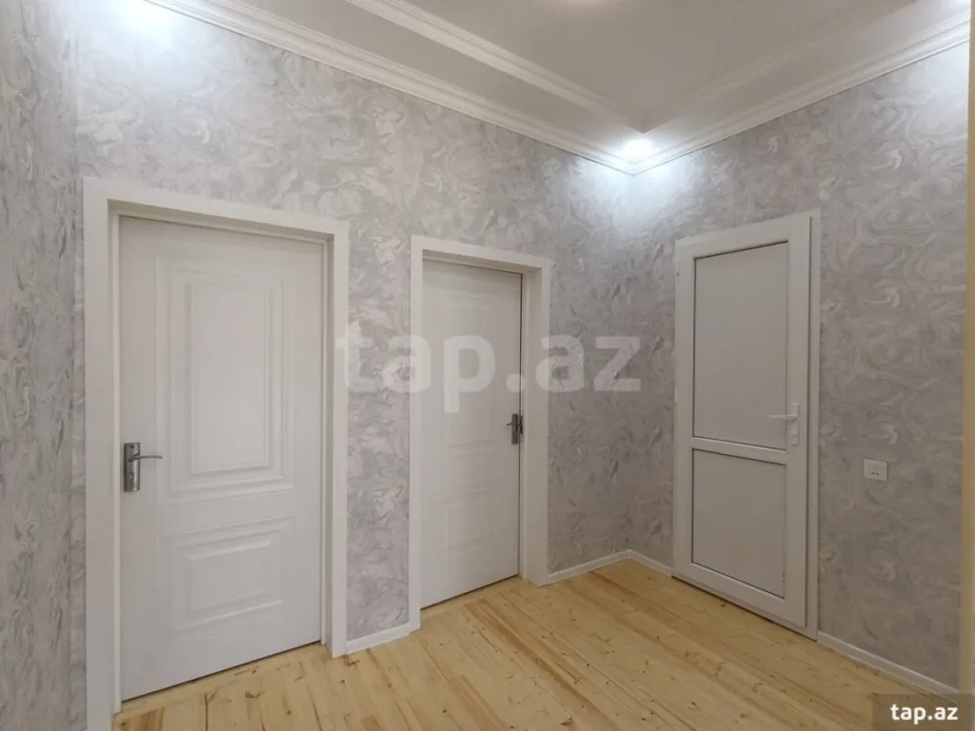 Satılır 4 otaqlı həyət evi