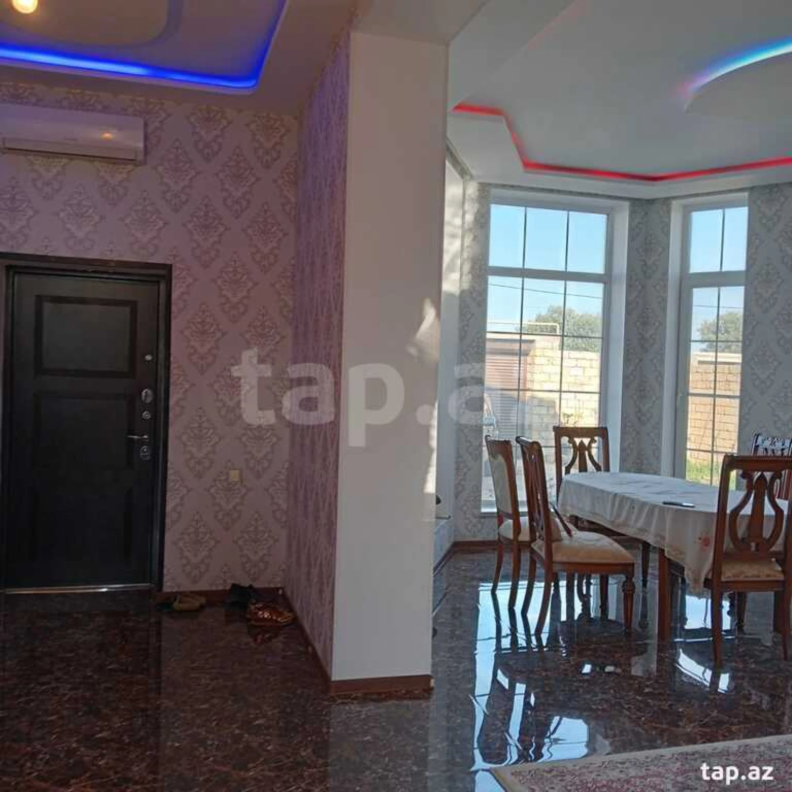 Satılır 5 otaqlı həyət evi