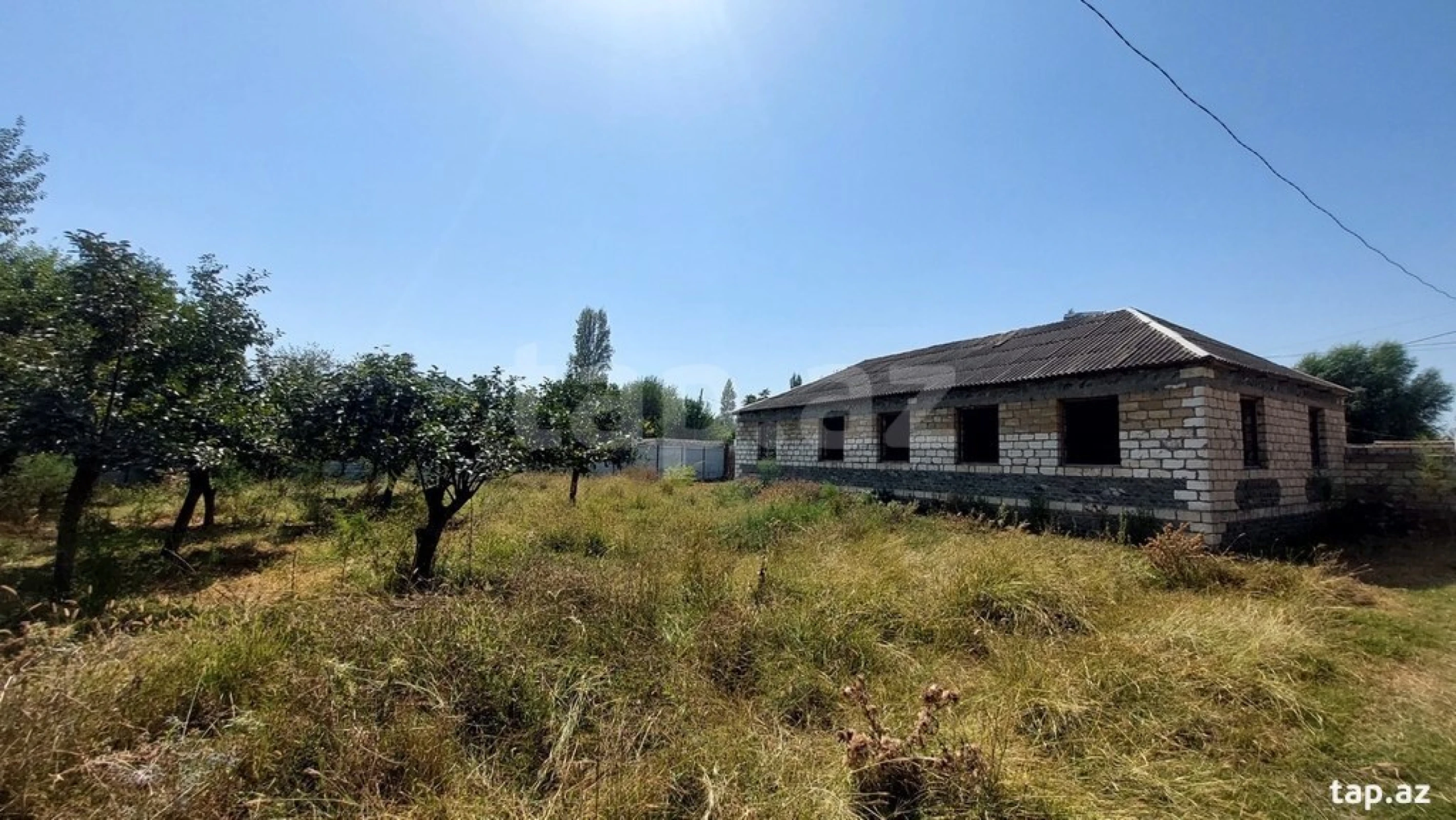 Satılır 4 otaqlı həyət evi 150 m²