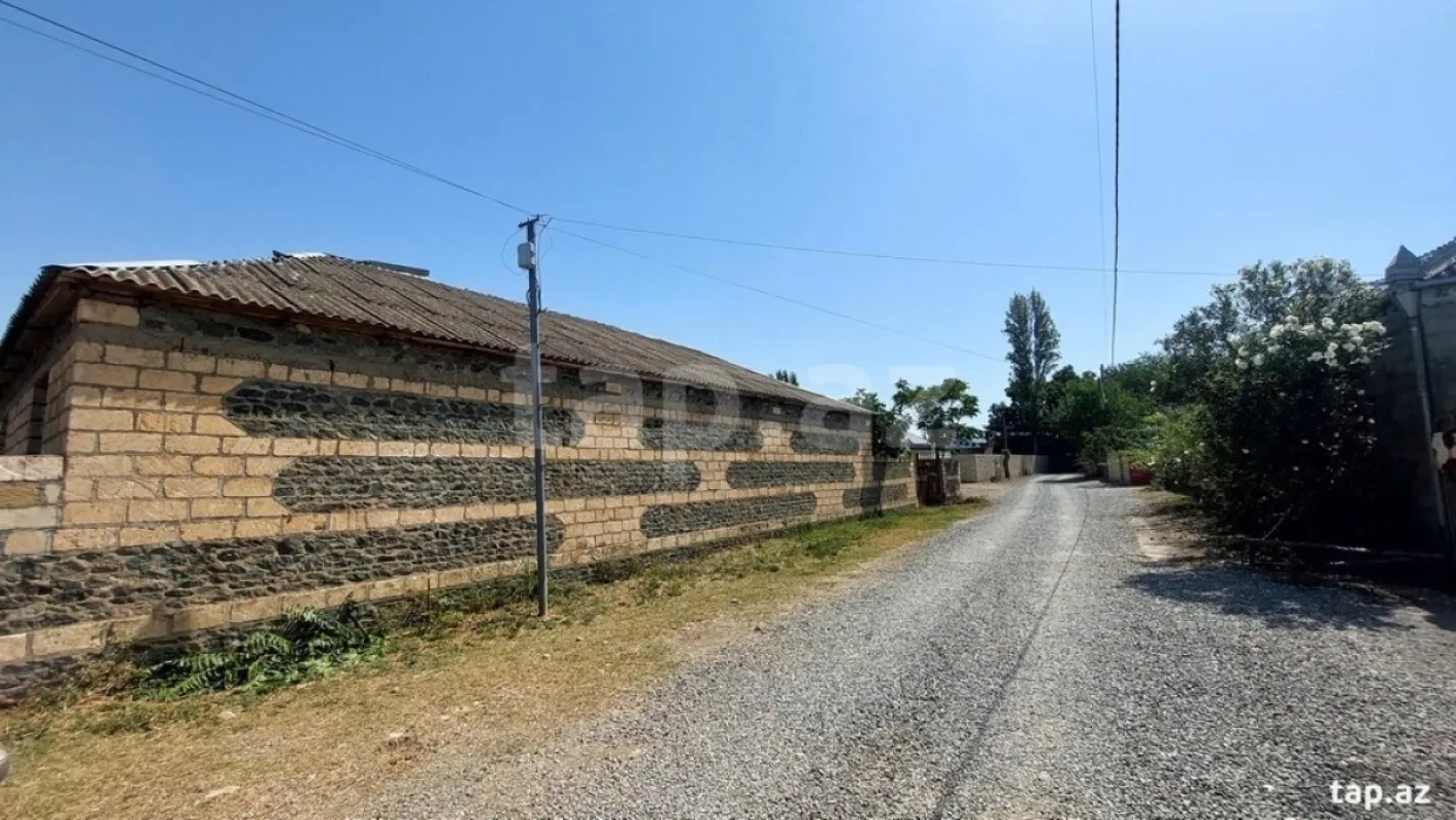 Satılır 4 otaqlı həyət evi 150 m²