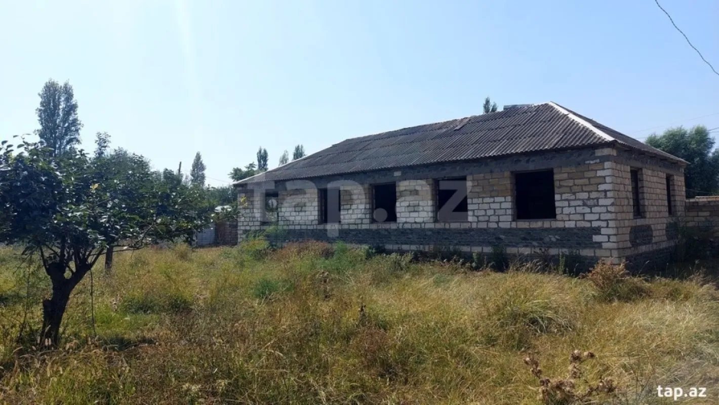 Satılır 4 otaqlı həyət evi 150 m²