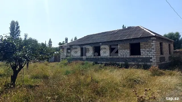 Satılır 4 otaqlı həyət evi 150 m²