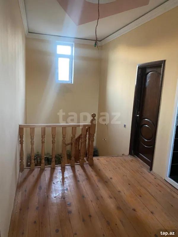 Satılır 5 otaqlı həyət evi