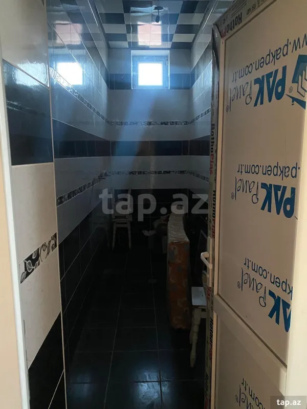 Satılır 5 otaqlı həyət evi