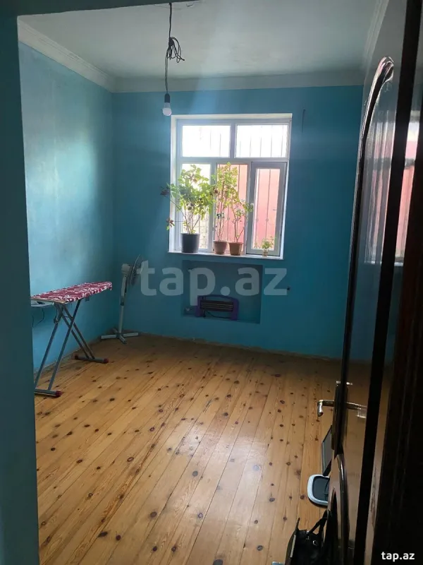 Satılır 5 otaqlı həyət evi