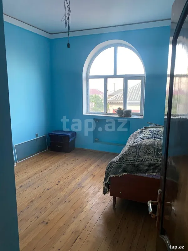 Satılır 5 otaqlı həyət evi
