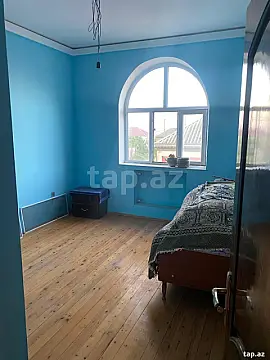 Satılır 5 otaqlı həyət evi