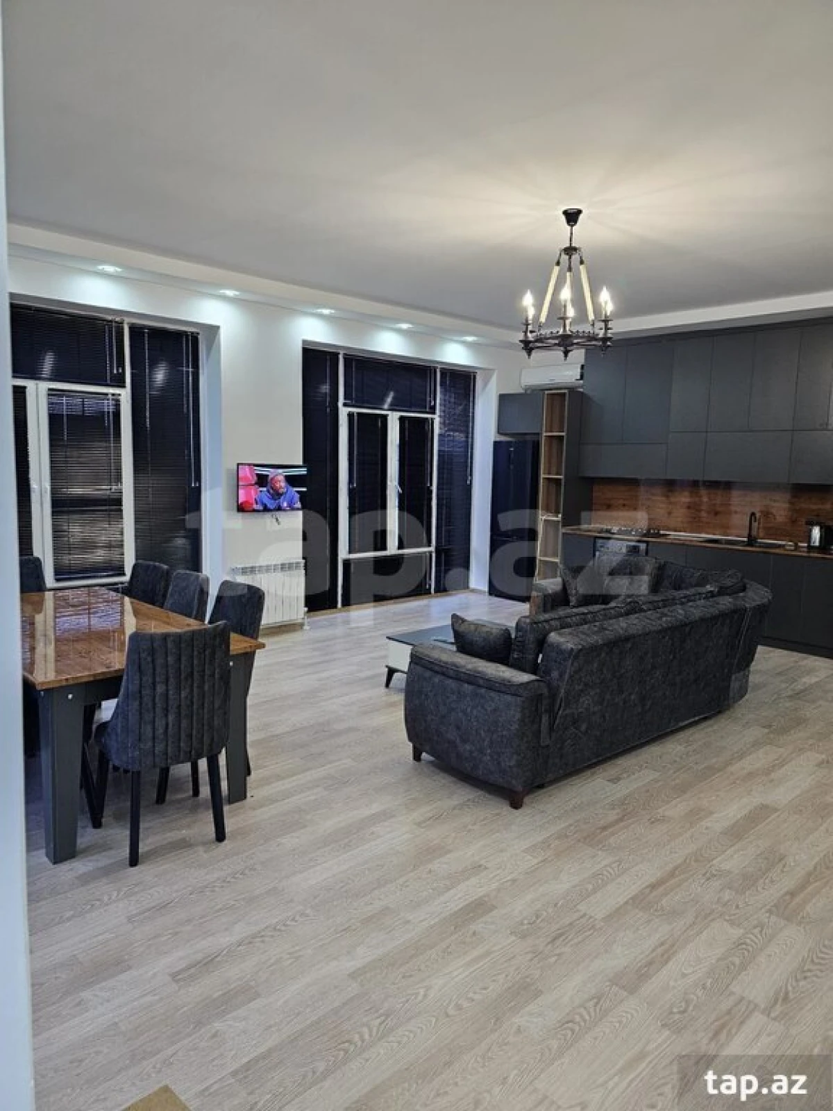 Satılır 5 otaqlı həyət evi